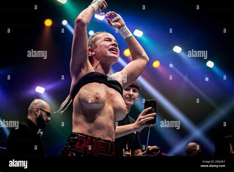 daniella hemsley celebration nude|Womens boxer flashes the crowd after her first win